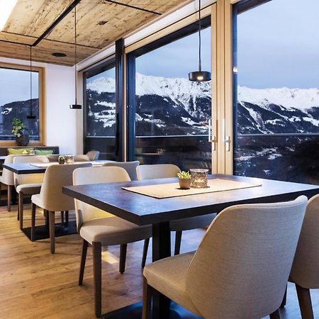 Hotel Garni Tirol ラディス エクステリア 写真