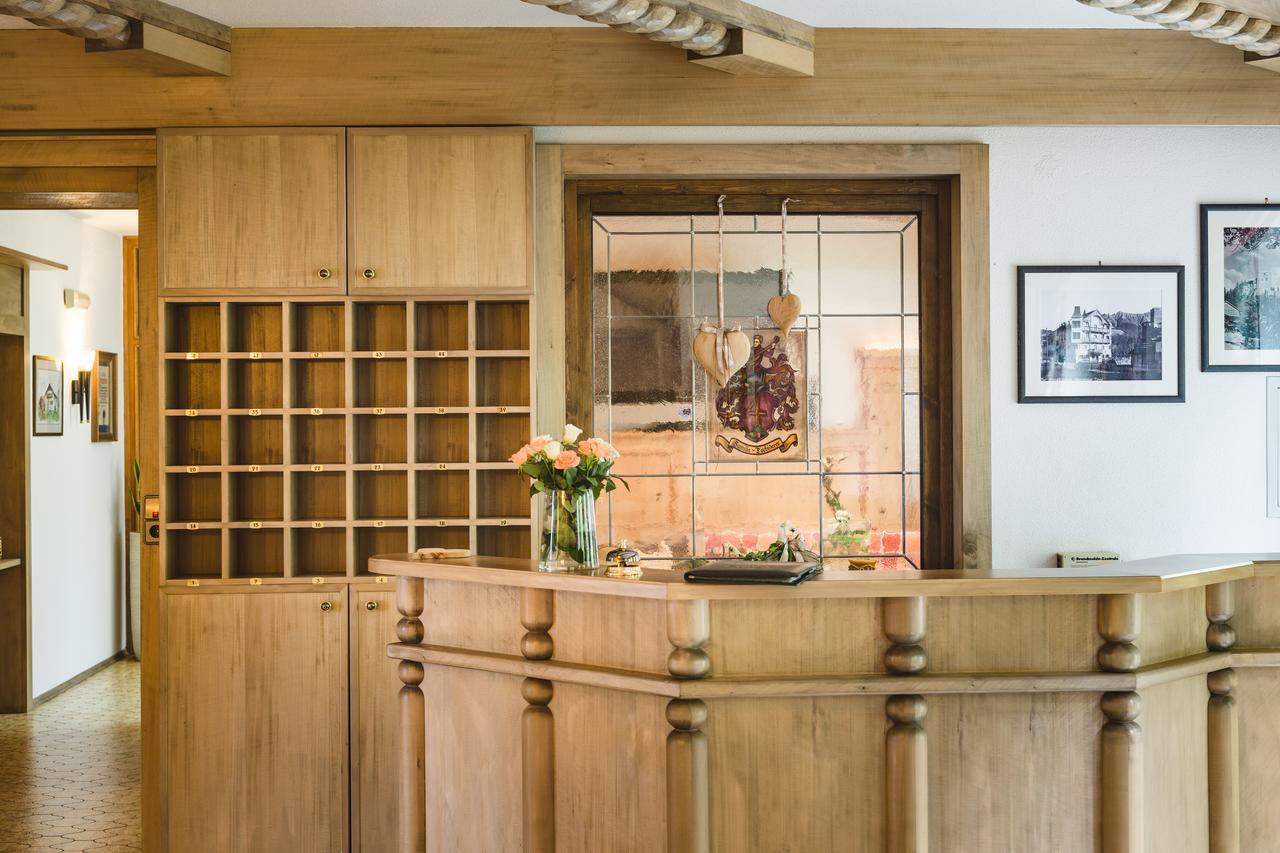 Hotel Garni Tirol ラディス エクステリア 写真